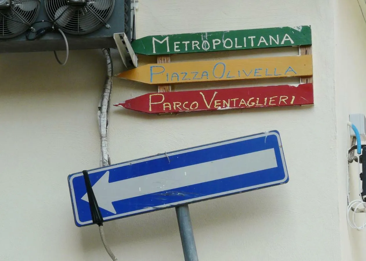 ** Maison d'hôtes Hotel Centro Storico - Fermata Montesanto à Naples Italie